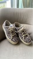 Baskets motif léopard lacées femme pointure 38 usagées