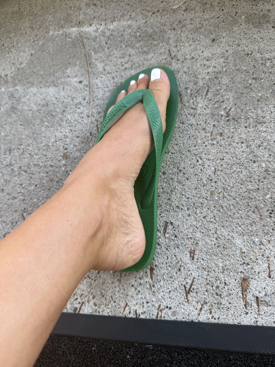 Havaianas Herrenschuhe: Havaianas Flip Flops 43/44 – Gebraucht aus Dotzigen von White_Warrior 1