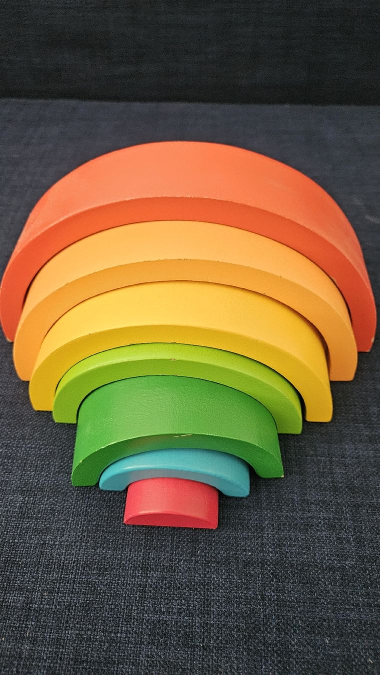 Giocattoli: Wooden Rainbow Stacker - Montessori  – Usato da Dübendorf venduto da Danas_Corner 3