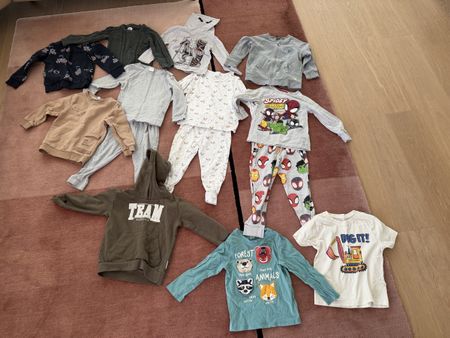 Jungen-Kleidungspaket Gr. 98