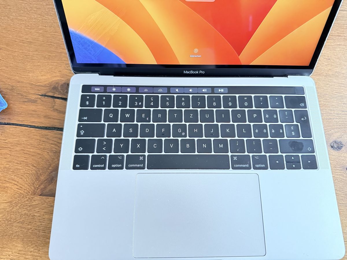 Apple PCs: Apple MacBook Pro gebraucht Defekte – D'occasion à Buchrain par Kindlein 2