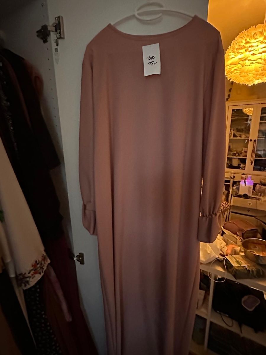 Lots de vêtements: Kleidung – Neuf (Voir description) à Horgen par emi_9dyh 2