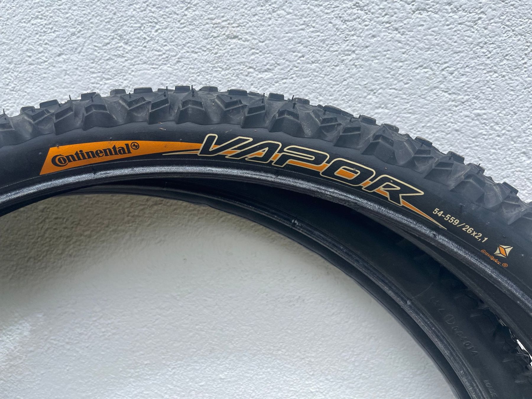 Ersatzteile: Continental Vapor Reifen 26" – Gebraucht aus Massongex von thn311 1