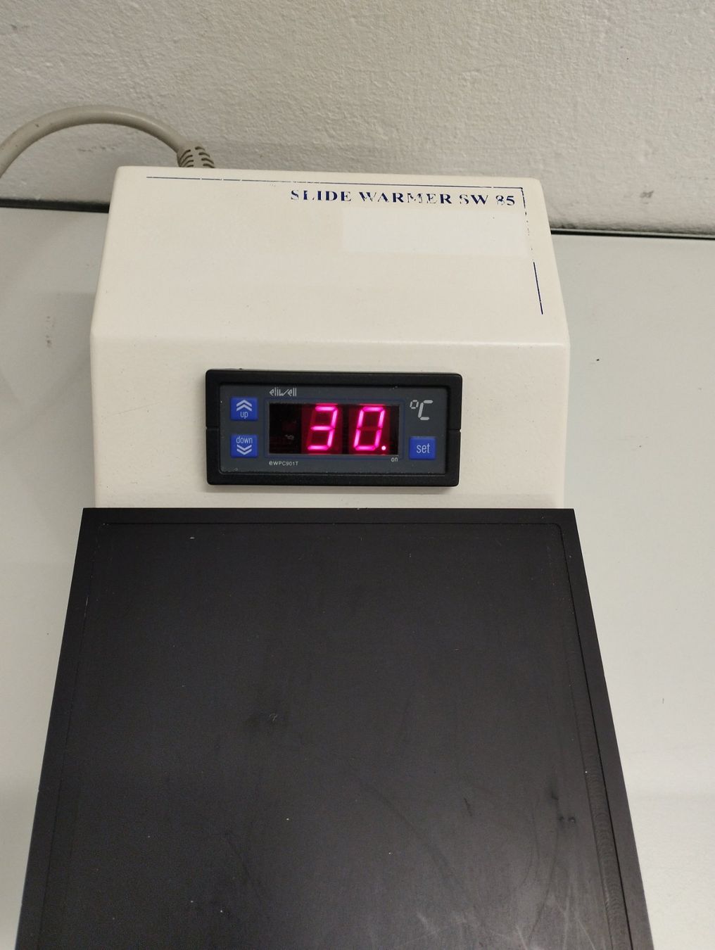 Accessori da laboratorio: Adamas Slide Warmer SW 85 – Usato da Niederdorf venduto da LeptonAG_Labor 1