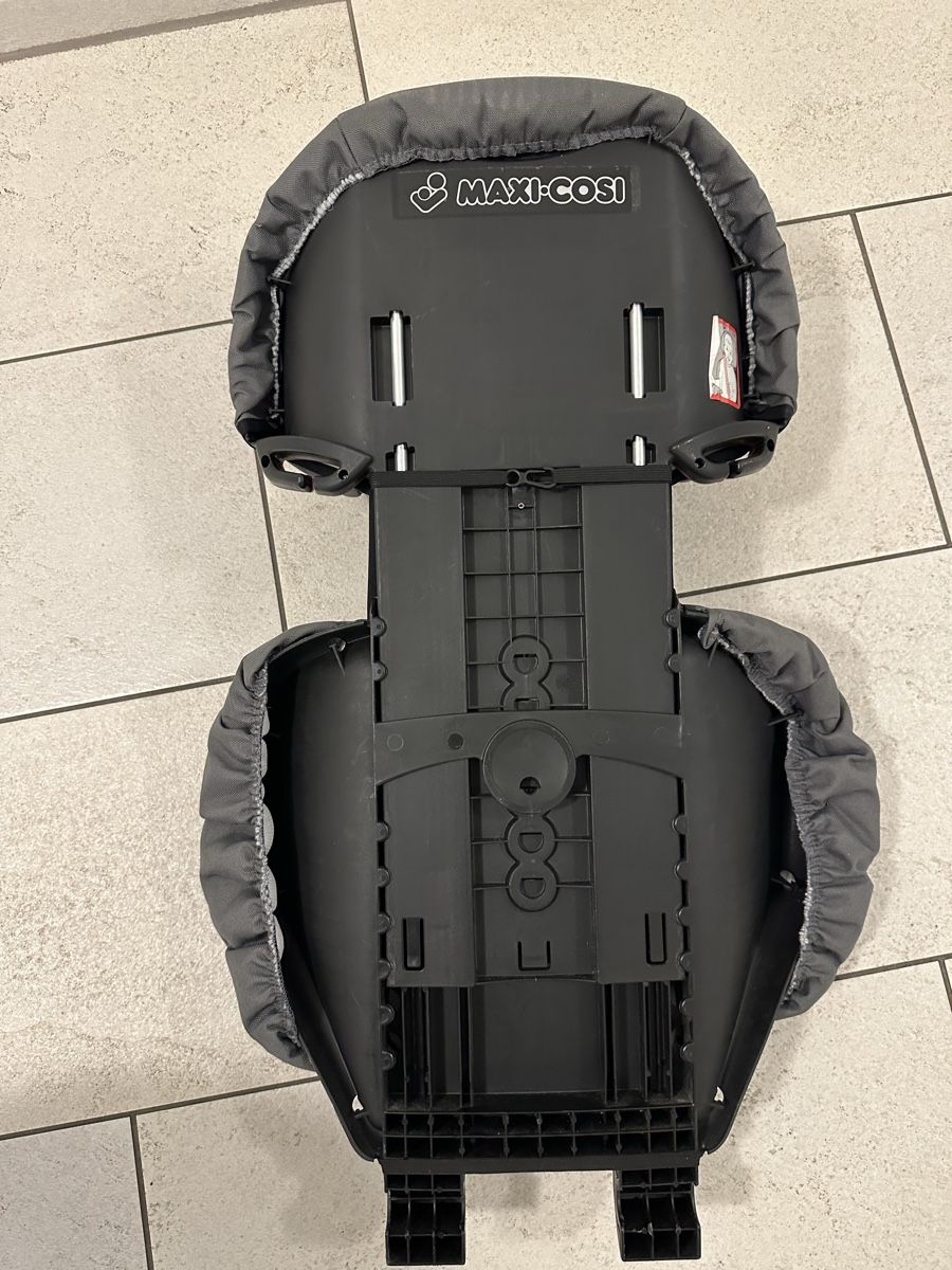 Maxi-Cosi Seggiolini per auto: Kindersitz Maxi Cosi – Usato da Illnau venduto da breitensteinstrasse 2