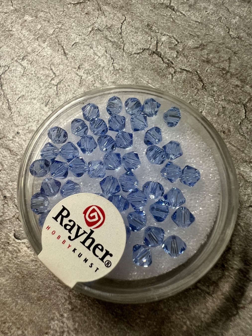 Perlen (unechte): Rayher / Swarovski Perlen 4mm – Neu und originalverpackt aus Stein AG von Anastasia_Asya