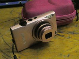 Canon IXUS 125 HS Rose, 2 Batteries 16Go Carte Mémoire