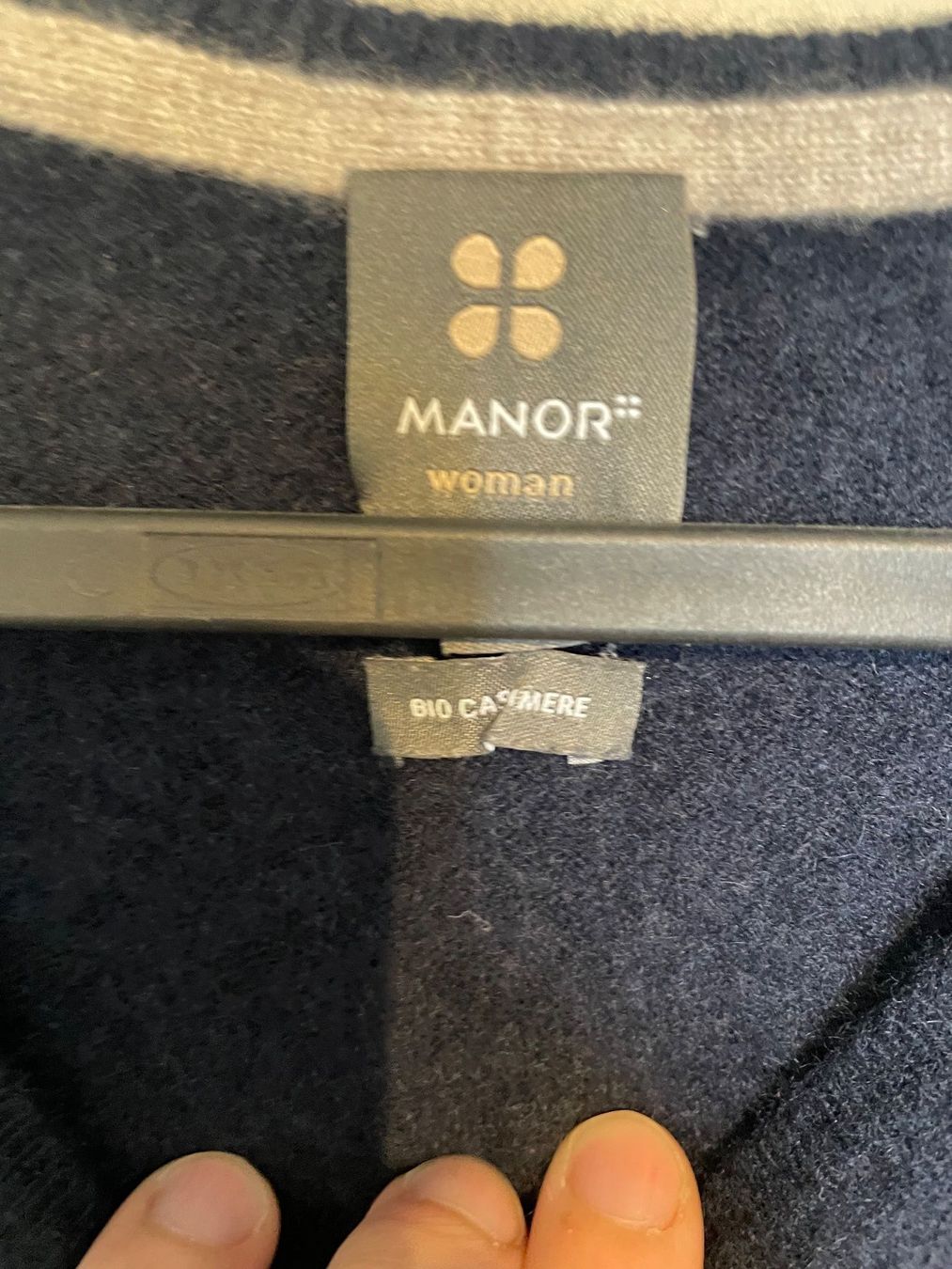 Manor Maglioni & Felpe: Manor Kaschmirpullover, Grösse M, Dunkelblau, Top Zustand! – Usato da Zürich venduto da k42m 1