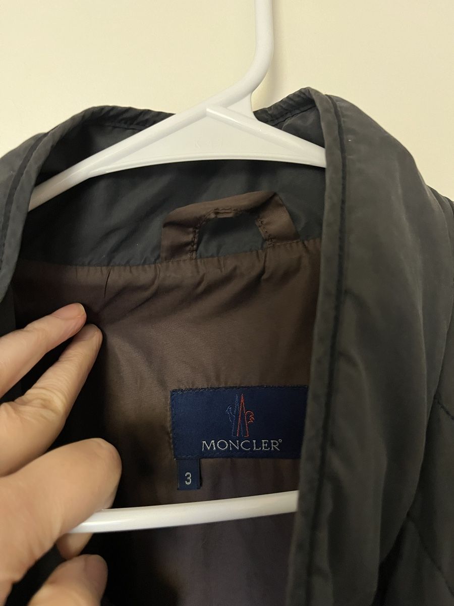 Moncler Giacche: Moncler Jacke Grösse 3 Übergangsjacke Steppjacke – Usato da Wädenswil venduto da Gilmored83 1