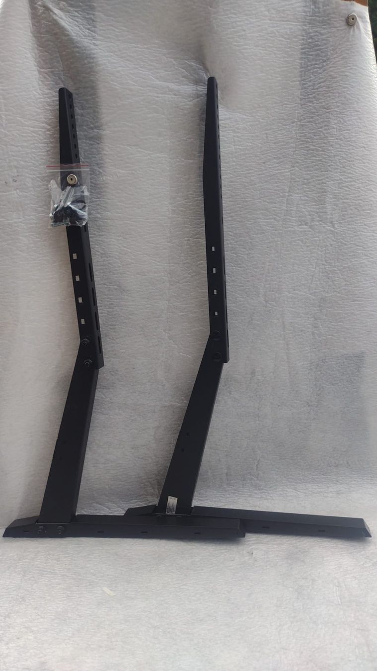 Fixations: TV Standfüsse PM-TVS-02 – D'occasion à Dinhard par Mittelstenweiler