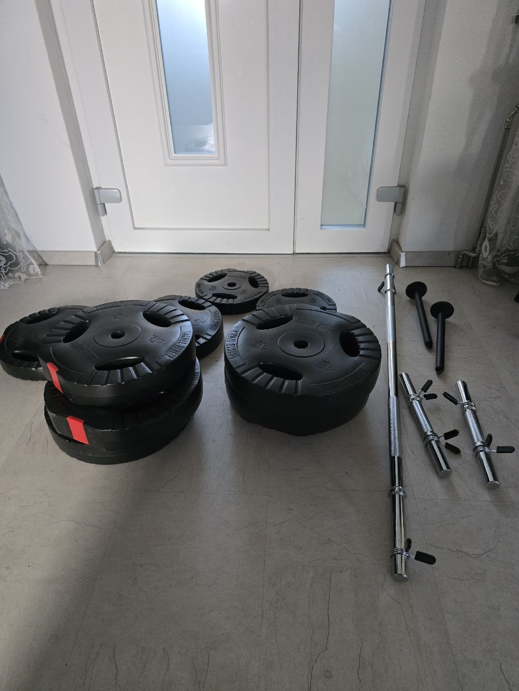 Manubri & Pesi: hantelset mit 110 kg Gewichtescheiben – Usato da Derendingen venduto da S.Skorbi 1