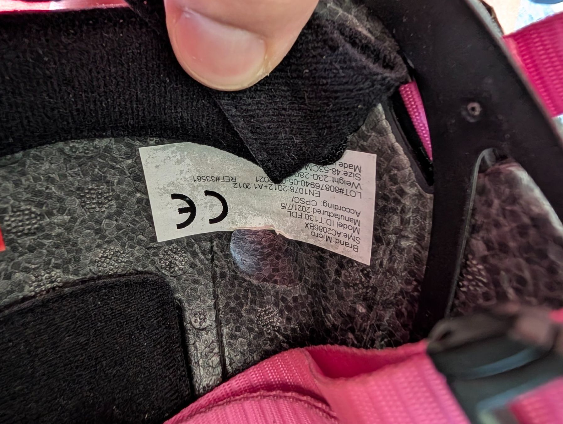 Caschi: Kinder Micro Helmet 48-53cm – Usato da Altendorf venduto da chrapo 2