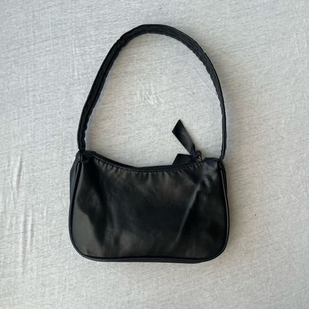 Handbag black synthetic leather medium size new