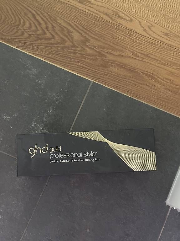 Piastre & Arricciacapelli: Ghd Gold Professional Styler – Usato da Zumikon venduto da muca33 1