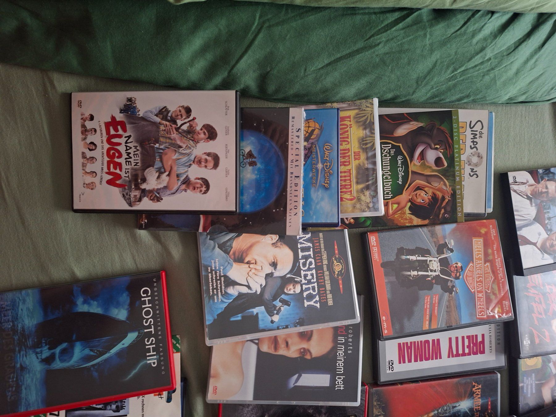 Alle DVDs: diverse DVD – Gebraucht aus Zürich von Bignasco 1