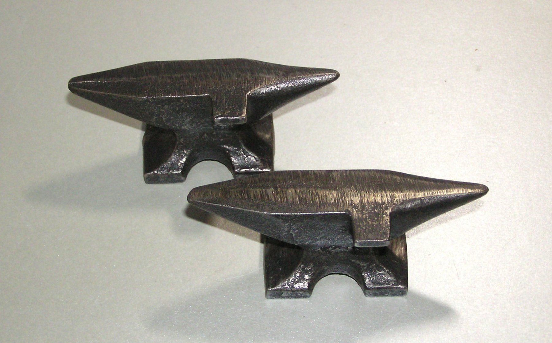 Attrezzi da lavoro: Paar Amboss Guss Rohlinge – Usato da Grenchen venduto da Antique-hunter 3