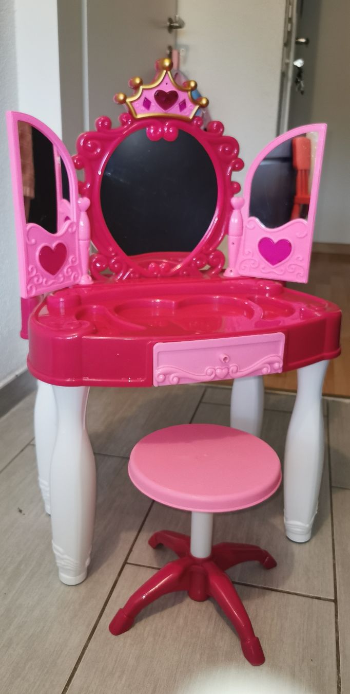 Tavoli da trucco: Schminktisch🥰-Versand👍 – Usato da Winterthur venduto da Katyakaterina