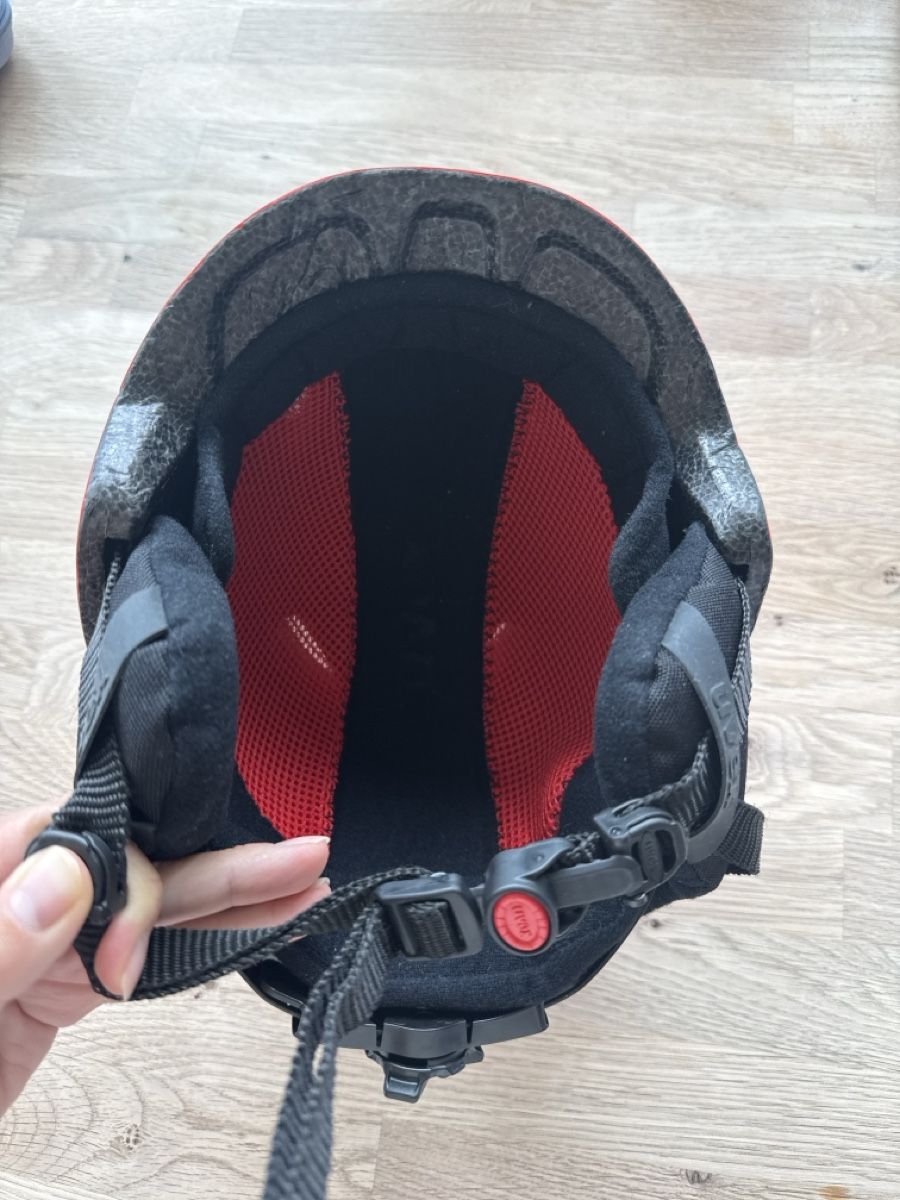 Uvex Caschi: UVEX Kinder Ski Helm – Usato da Luzern venduto da nad_nf8f 3
