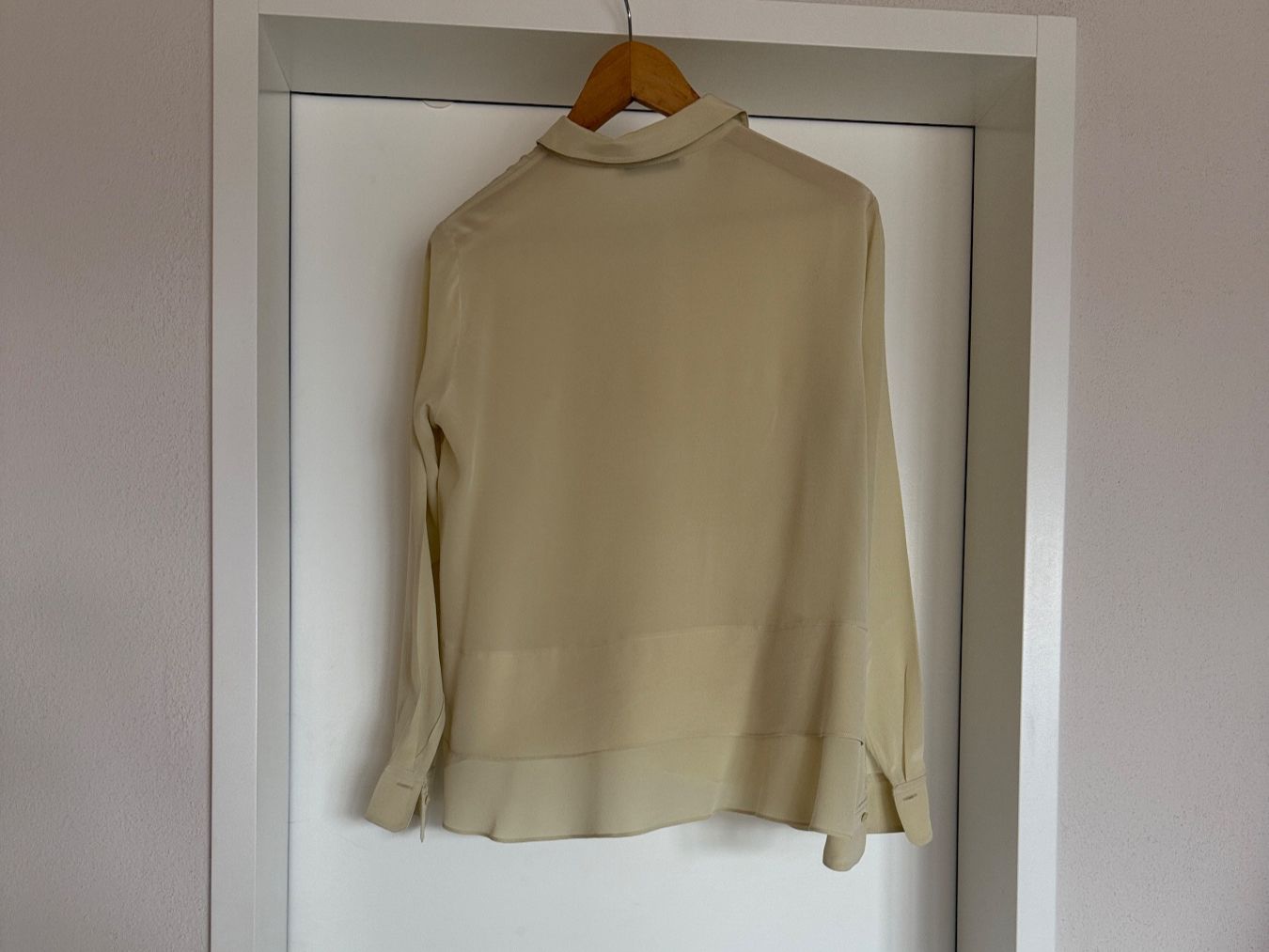 Dorothee Schumacher Blusen: Seidenbluse Damenbluse Dorothe Schumacher, M – Gebraucht aus Buchs SG von Laurenzia2 3