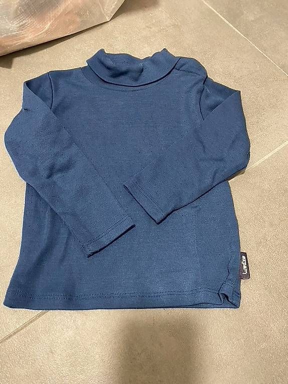 Sous-vêtements: Sous-pull avec col (2-3 ans) – D'occasion à Semsales par lor_2lvn