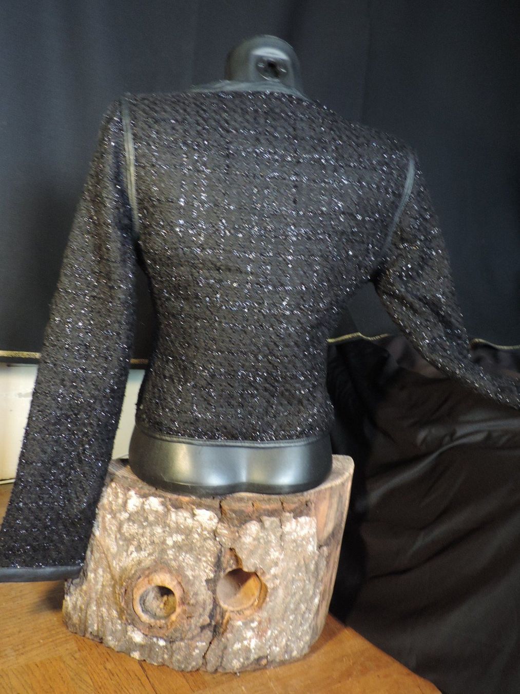 Giacche: veste noir brillante – Difettoso da Genève venduto da Axelle333 4
