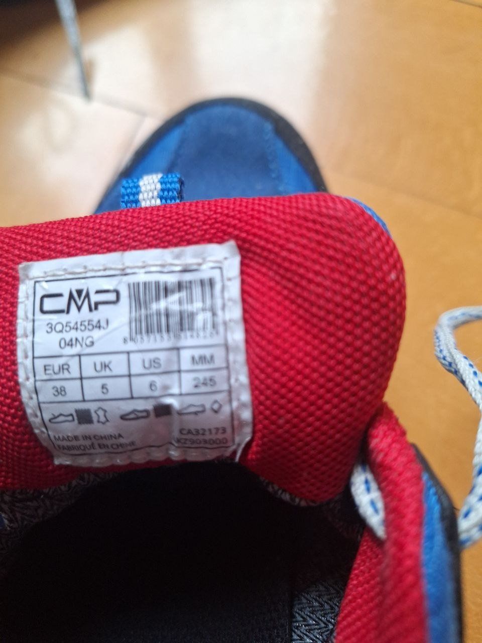 CMP Chaussures garçon: CMP Kinder-Wanderschuhe Gr. 38 – D'occasion à Bern par zizzerzazzer 3