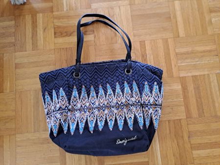 Sehr schöne Desigual Tasche, wie neu