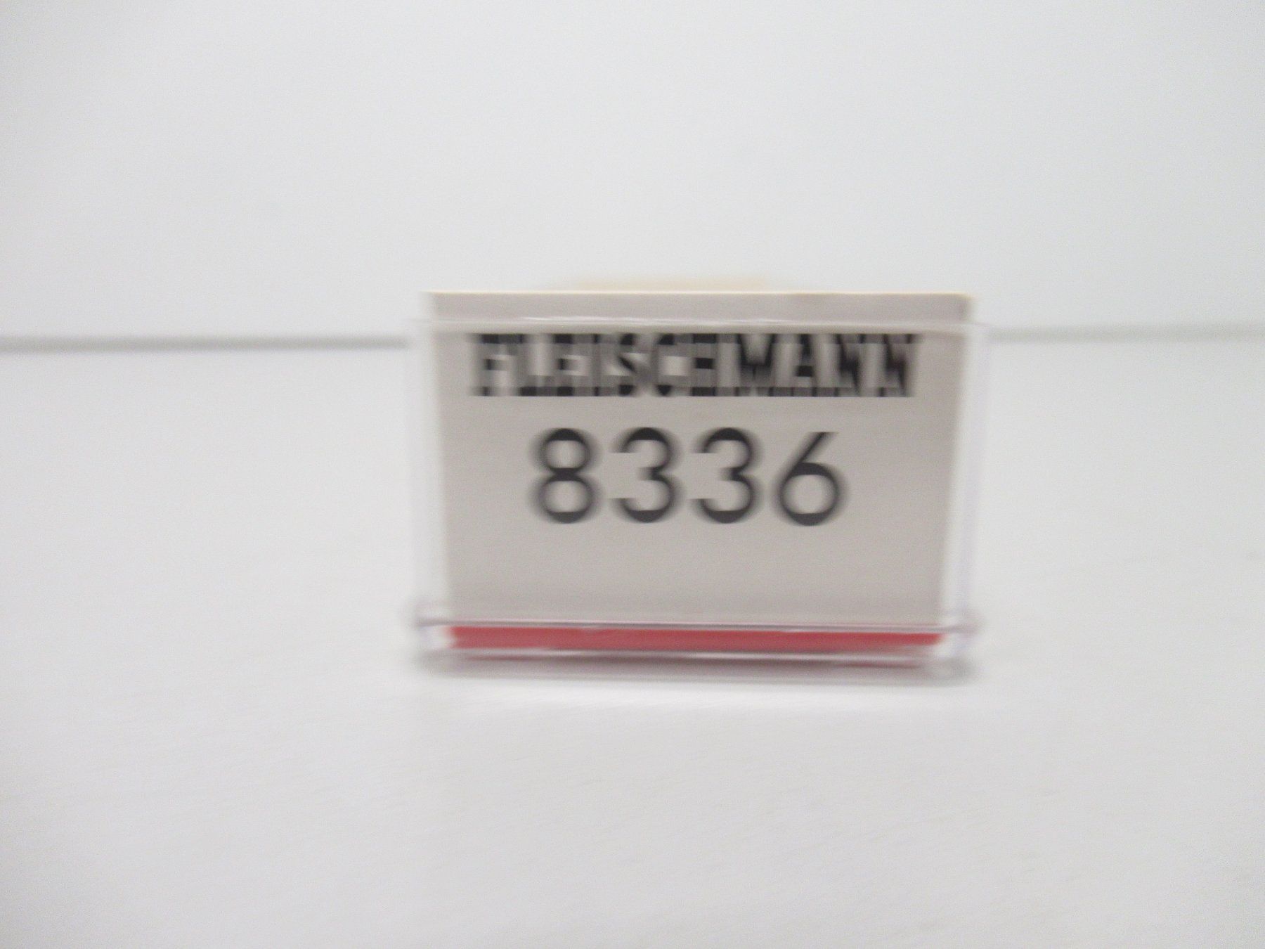 Fleischmann Modelleisenbahnen: Fleischmann 8338 Gedeckter Güterwagen SBB CFF FFS Spur N – Gebraucht aus Basel von mhmarken 6