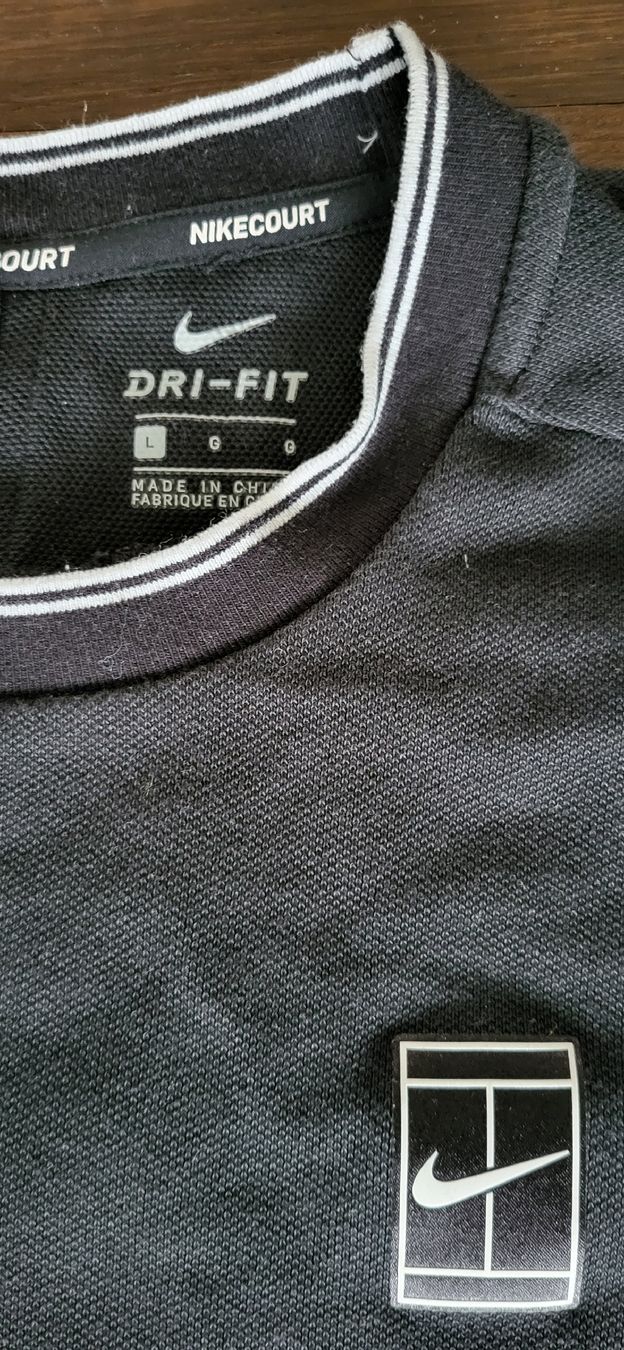 Nike Maglioni & Felpe: Nike Tennis Sweater schwarz L – Usato da Unterseen venduto da rej_lnk9 4