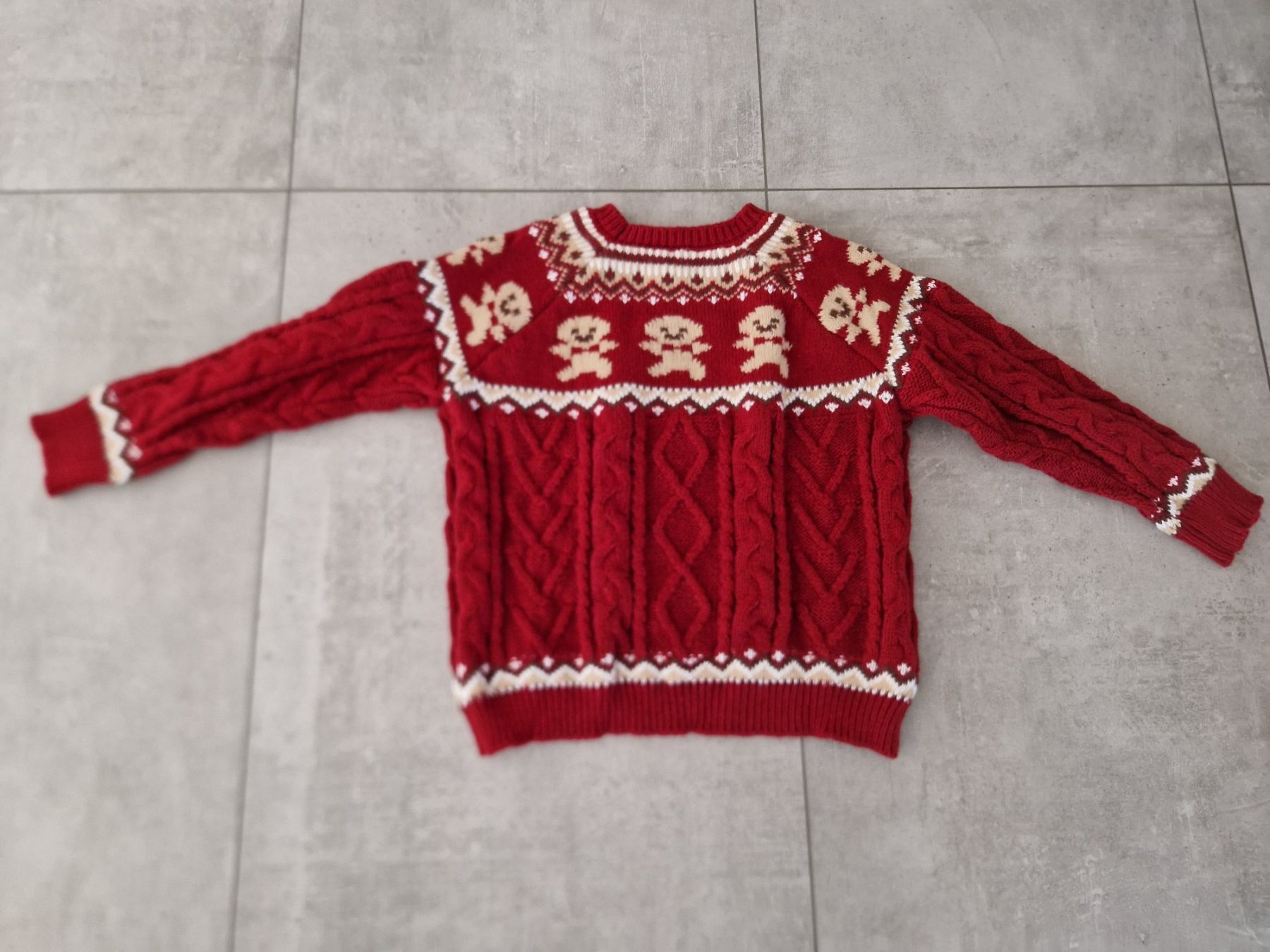 Maglioni & Felpe: Roter Strickpullover mit Muster, Grösse S – Usato da Dagmersellen venduto da ejord 1