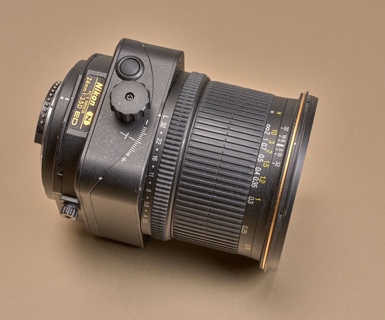 Nikon Obiettivi: Nikon Nikkor PC-E 24 mm – Usato da LUZERN venduto da Gibraltarfoto 5