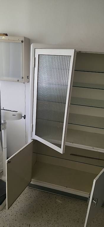 Schränke: Grosse armoire – Gebraucht aus Chêne-Bougeries von ona_d57w 1