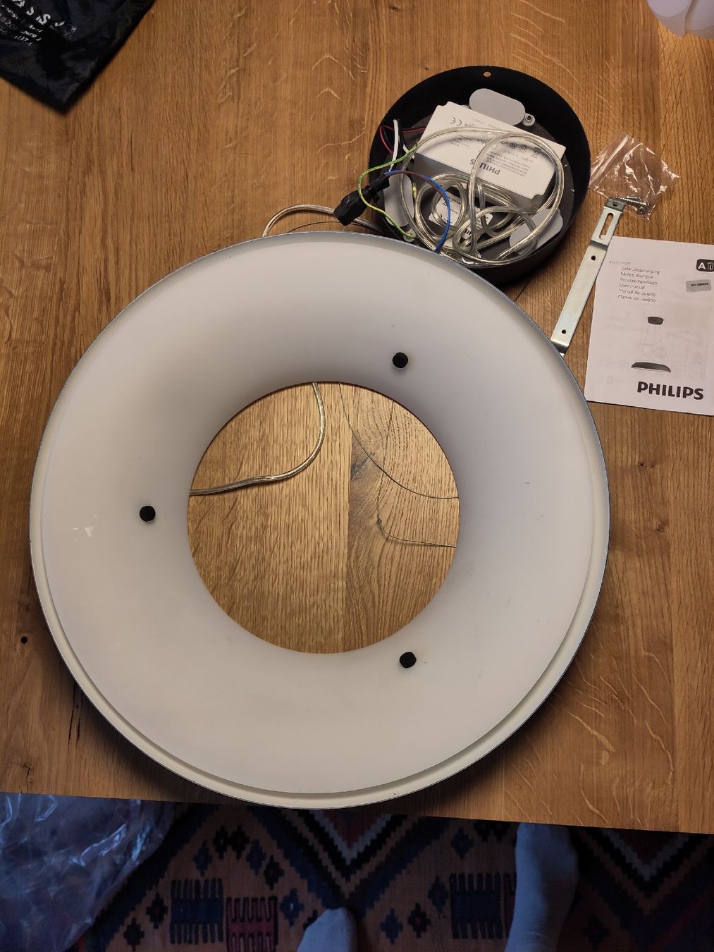 Philips Kronleuchter & Deckenlampen: hue amaze Leuchte Lampe  – Gebraucht aus Zürich von piw_s6pl 2