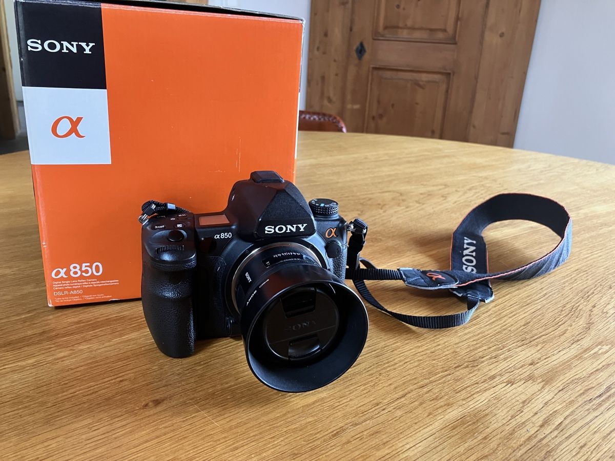 Sony Kamera: Sony alpha 850 (full frame sensor) + 50mm 1.4 – Gebraucht aus Grugnay (Chamoson) von YesssCol