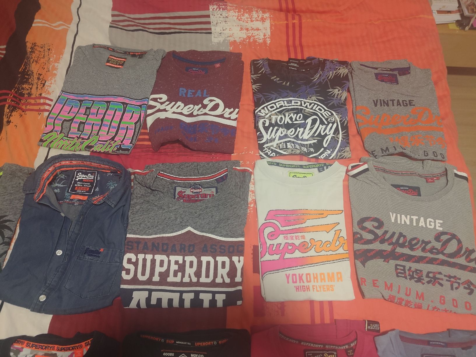 Superdry T-shirt: Lot T-Shirt Superdry taille S – Usato da Chavannes-de-Bogis venduto da Skyhawk3 3