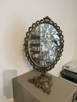 Antiker Tischspiegel, Messing, im Jugendstil, Vintage-Schmuc