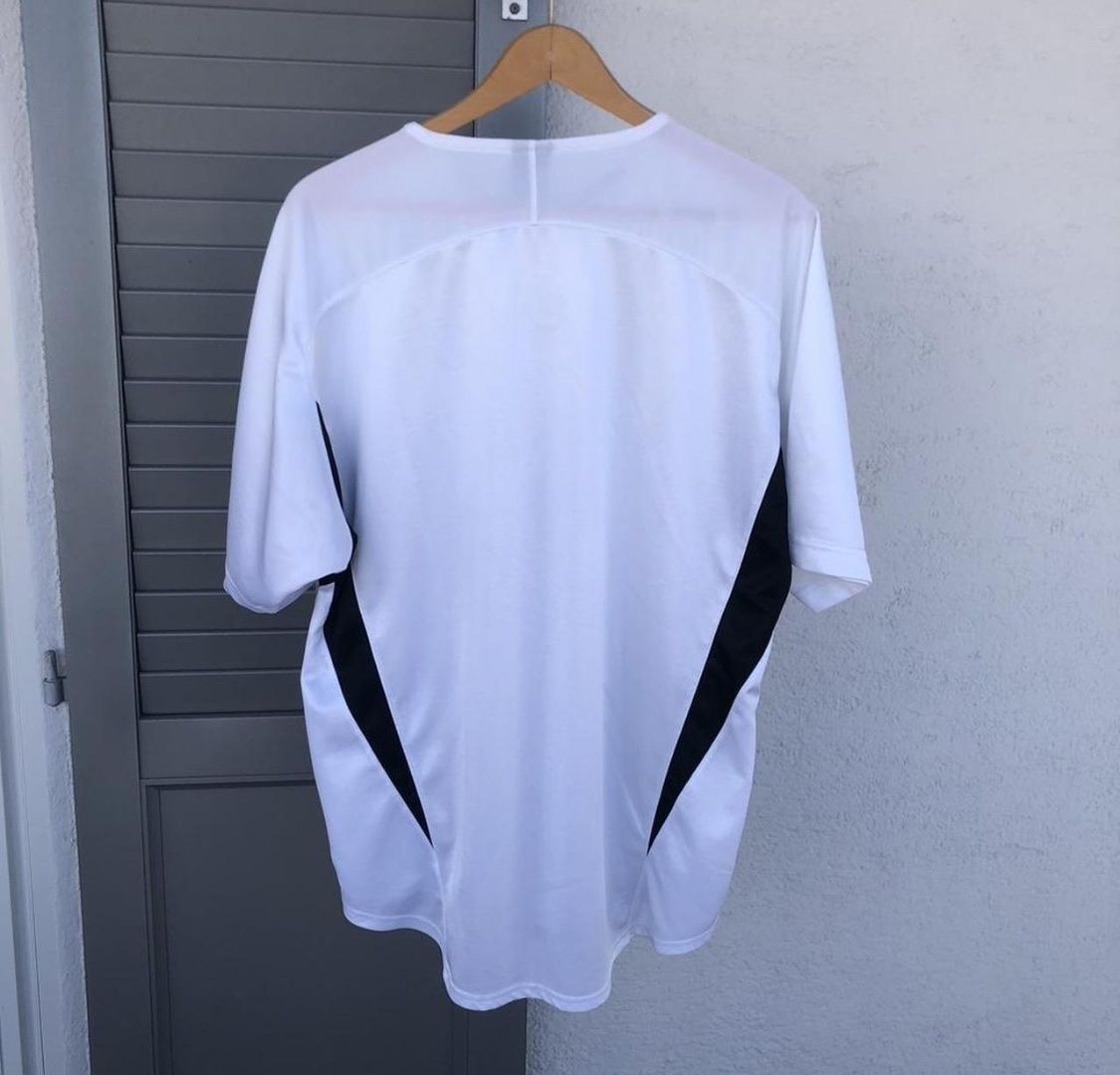 Nike T-shirt: Nike Sportshirt – Usato da Fribourg venduto da ann_l9b7 5