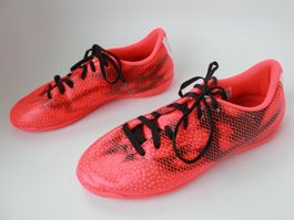 Chaussures de football Adidas t. 36 2/3