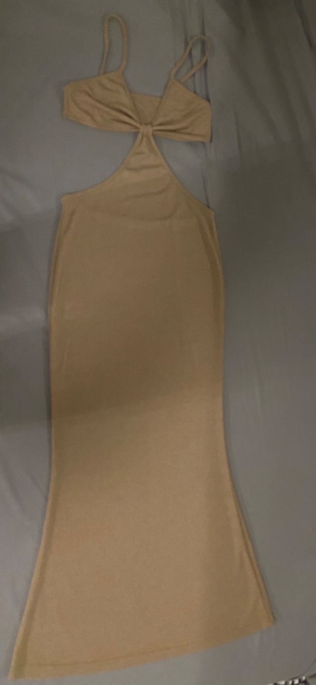 Kleider: Sehr schönes Sommerkleid – Gebraucht aus Kloten von swarovski16 3