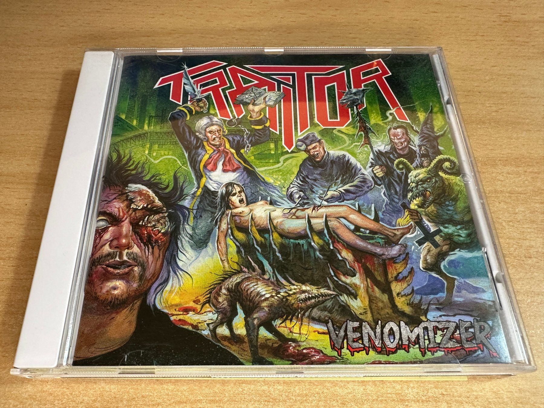 CD: R1 Traitor – Venomizer – Usato da Rikon im Tösstal venduto da Alpenmutz