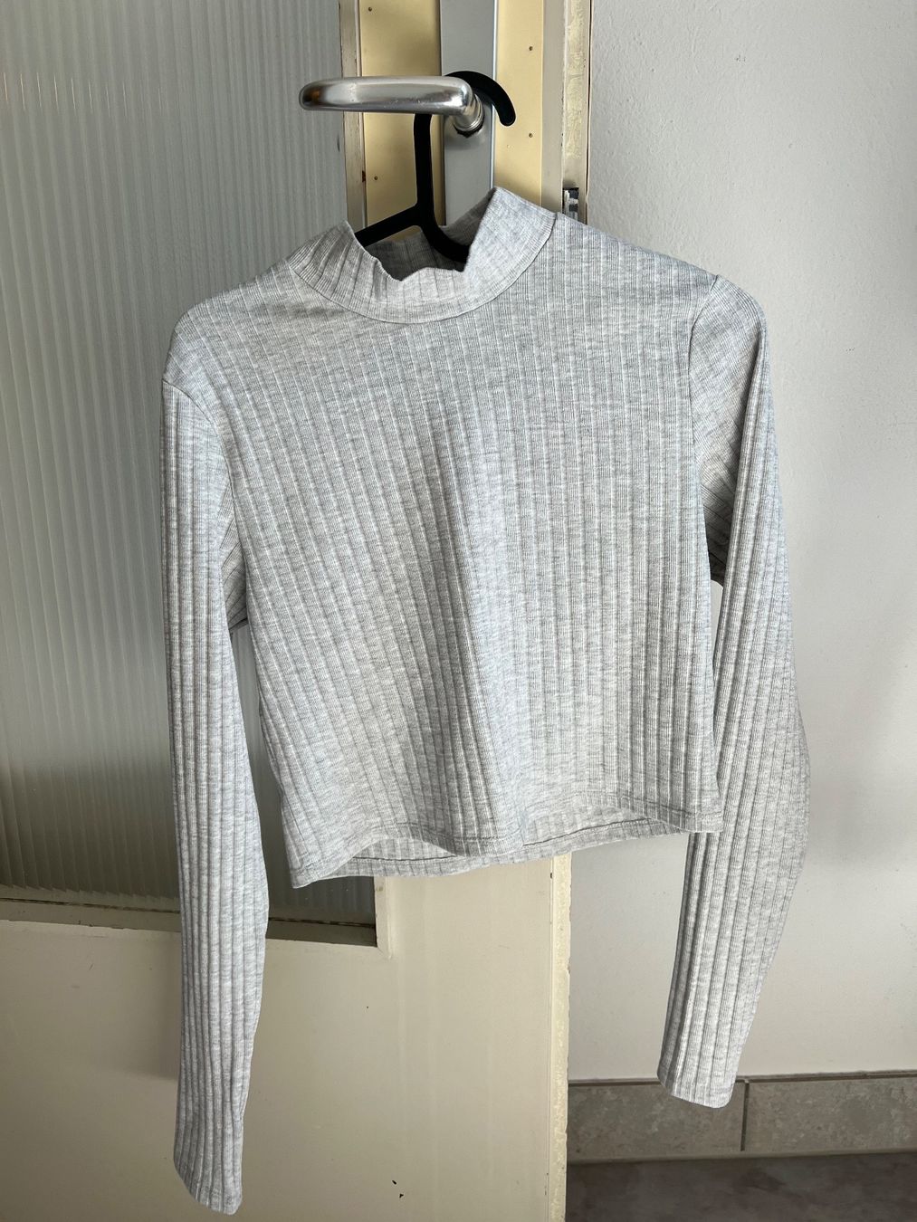 Tops: H&m Top – Gebraucht aus Kirchberg BE von lea_kb6y
