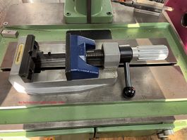 Gressel Ecopos-R, Bohrmaschinenschraubstock
