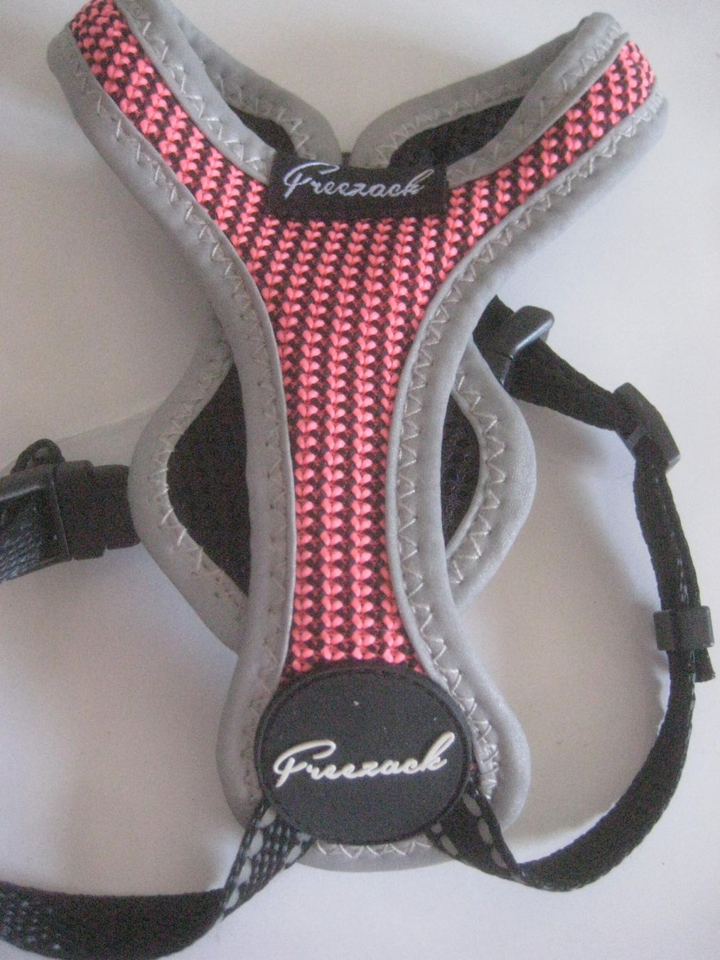 Collier et laisse: HUNDE  GESCHIRR  KLEIN – Neuf (Voir description) à Uster par flocke1