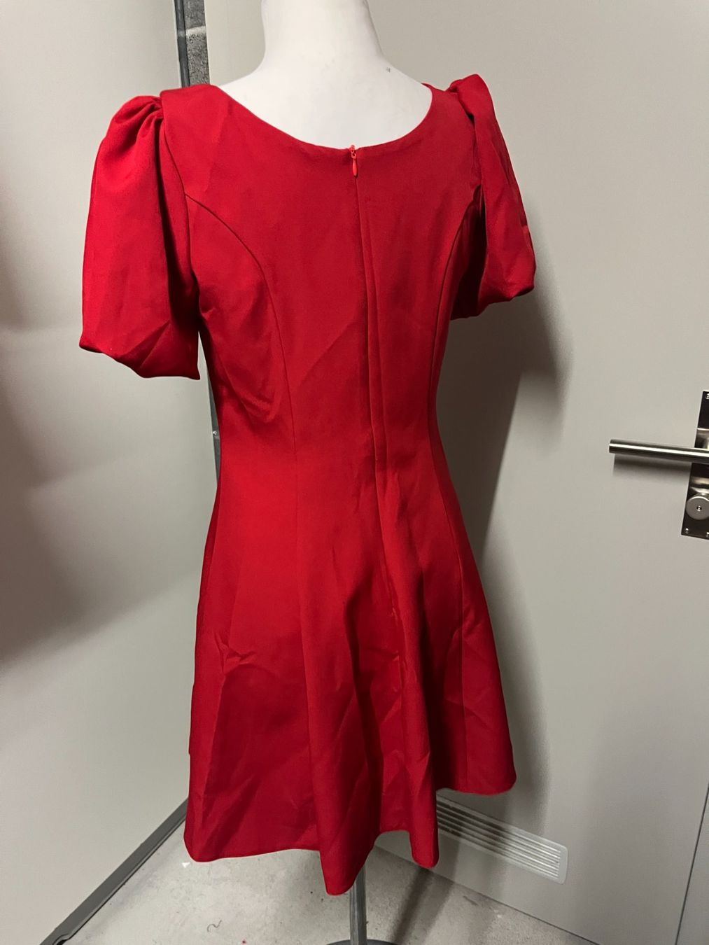 Robes: Kleid, Gr. S/M, NP 99.- – Neuf (Voir description) à Interlaken par Jasmin_Flower 3