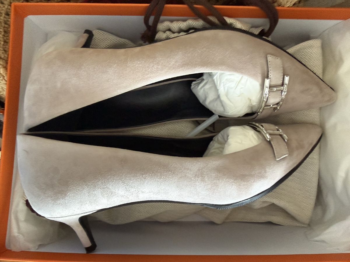Hermès Scarpe da donna: Pumps beige Hermes Groesse 38 neuwertig – Usato da Hagendorn venduto da E_S_D 1
