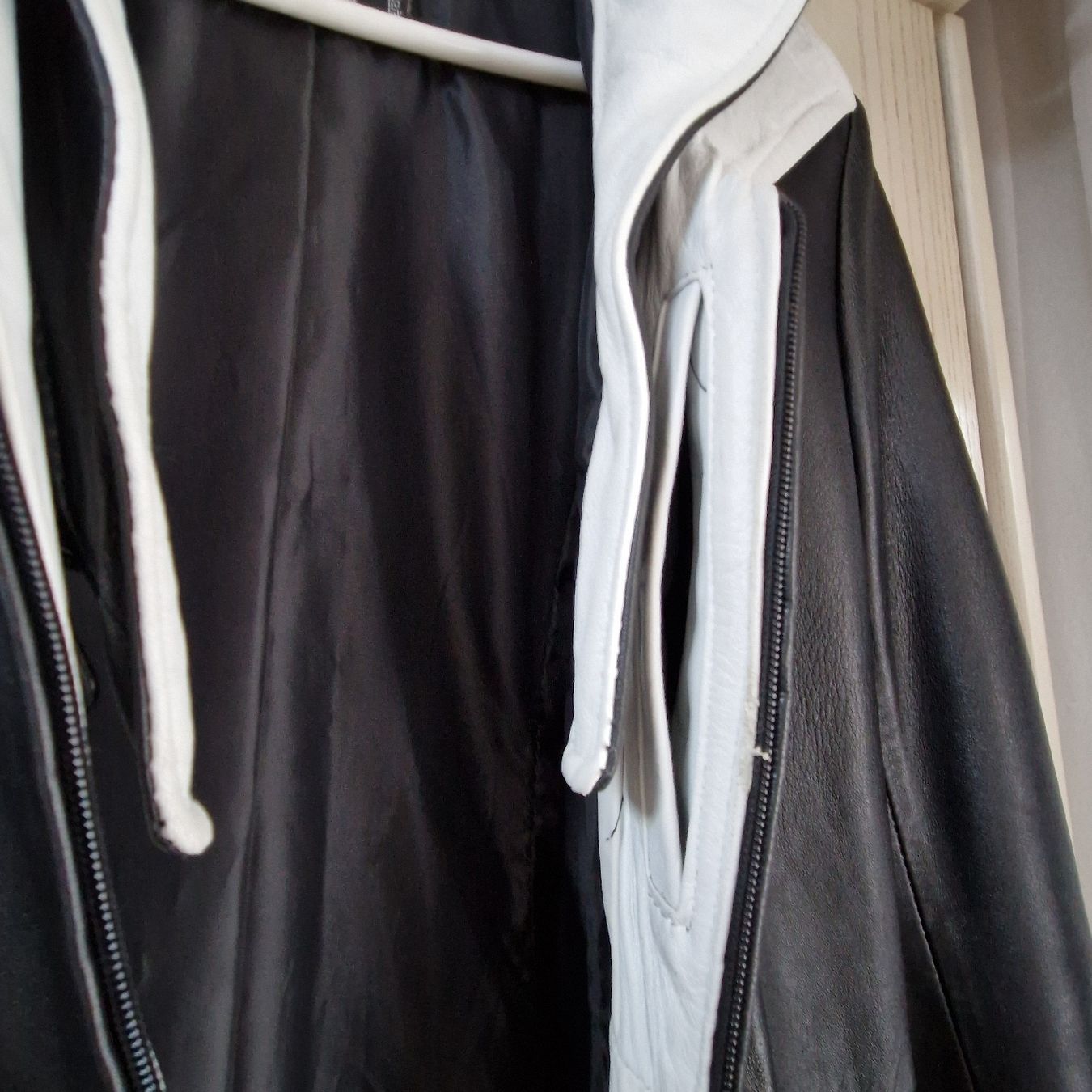 Cappotti: Echtleder Mantel schwarz/weiss von Alta V Moda – Nuovo e nell'imballaggio originale da Horn venduto da Minerva67 6