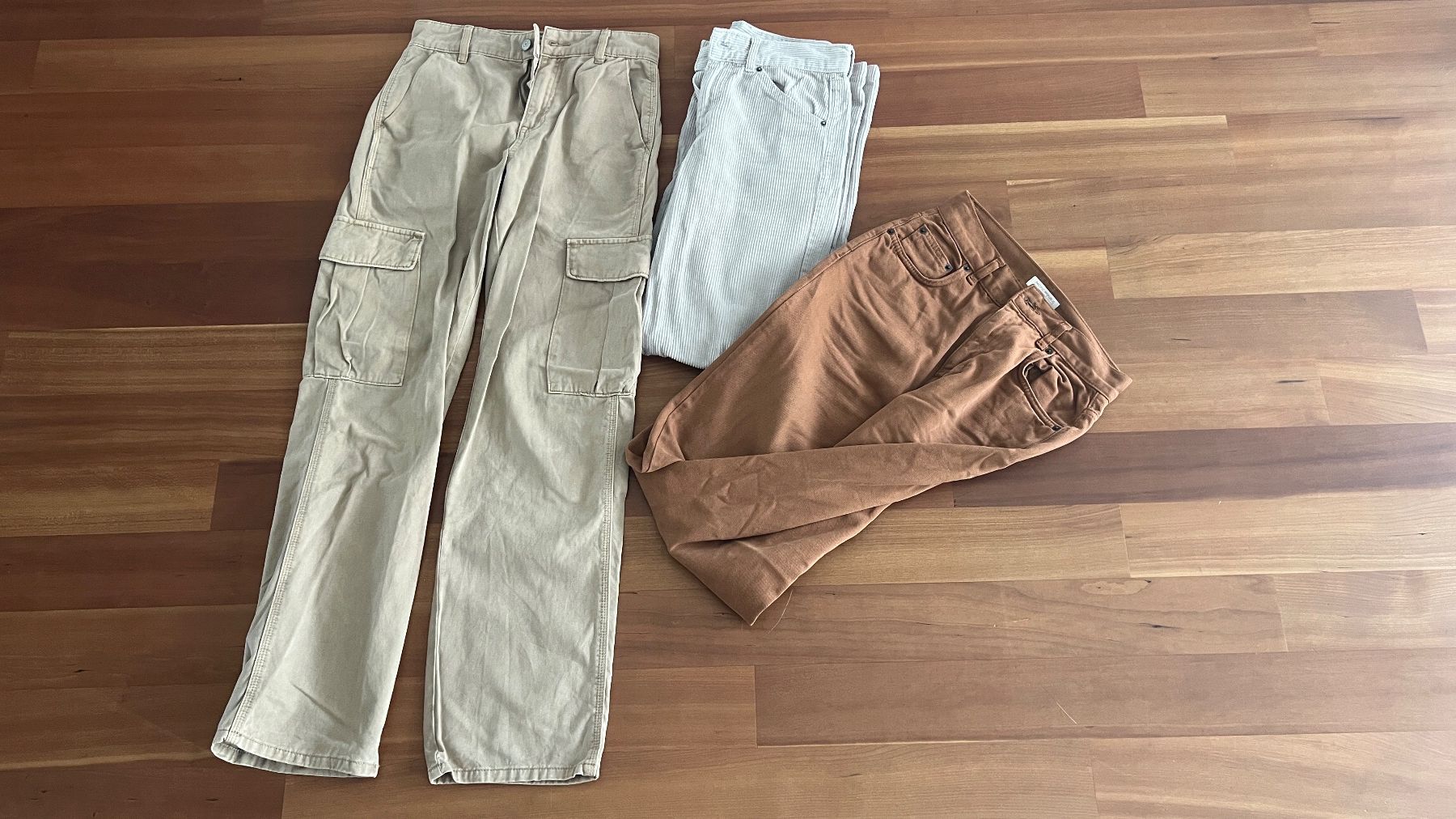 Pantaloni: 3 Pull&Bear Hosen – Usato da Cham venduto da Guterprei1
