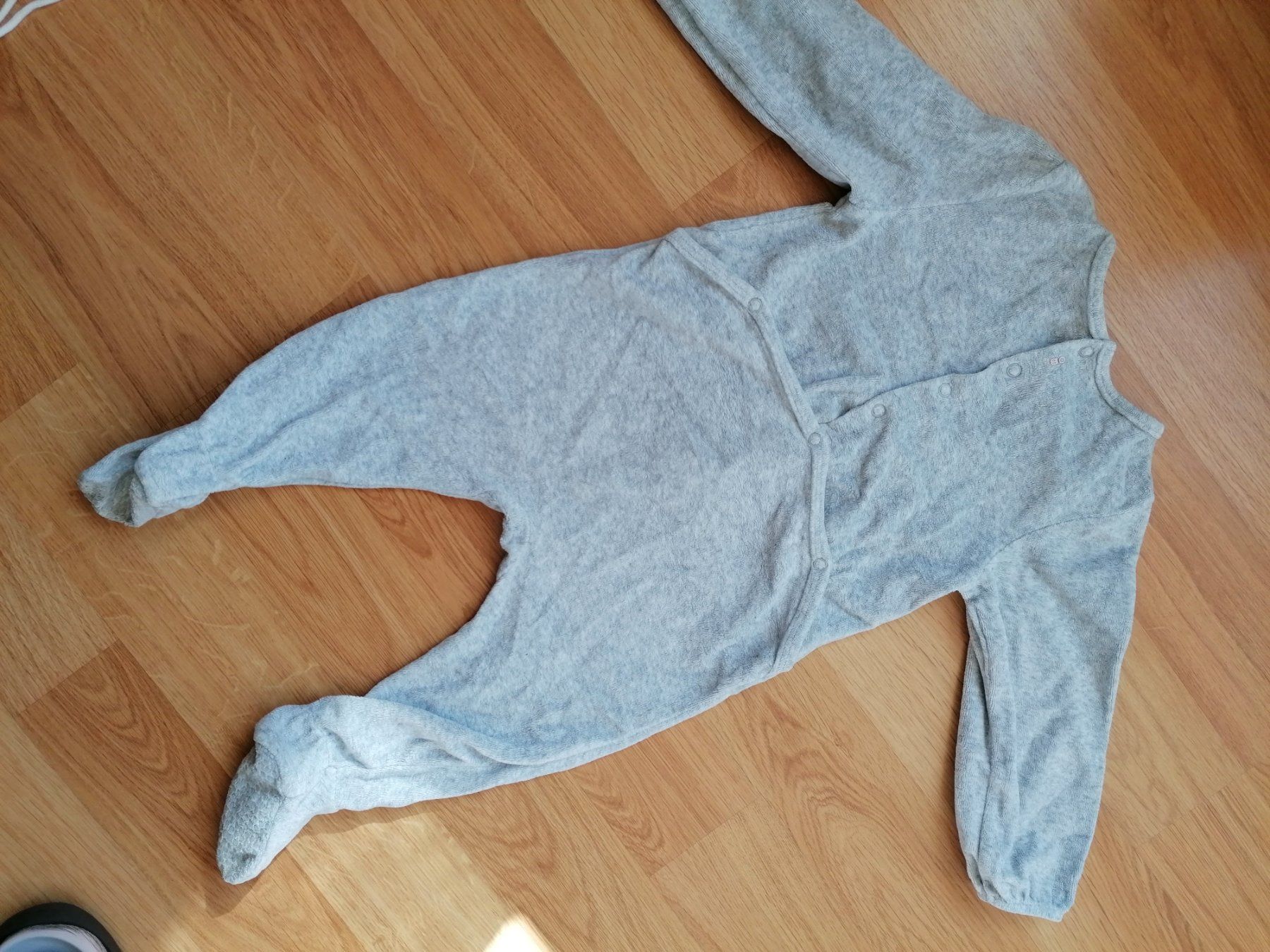Pyjamas & Ähnliches: Strampler Gr. 86 – Gebraucht aus Büttikon AG von Amineah 1