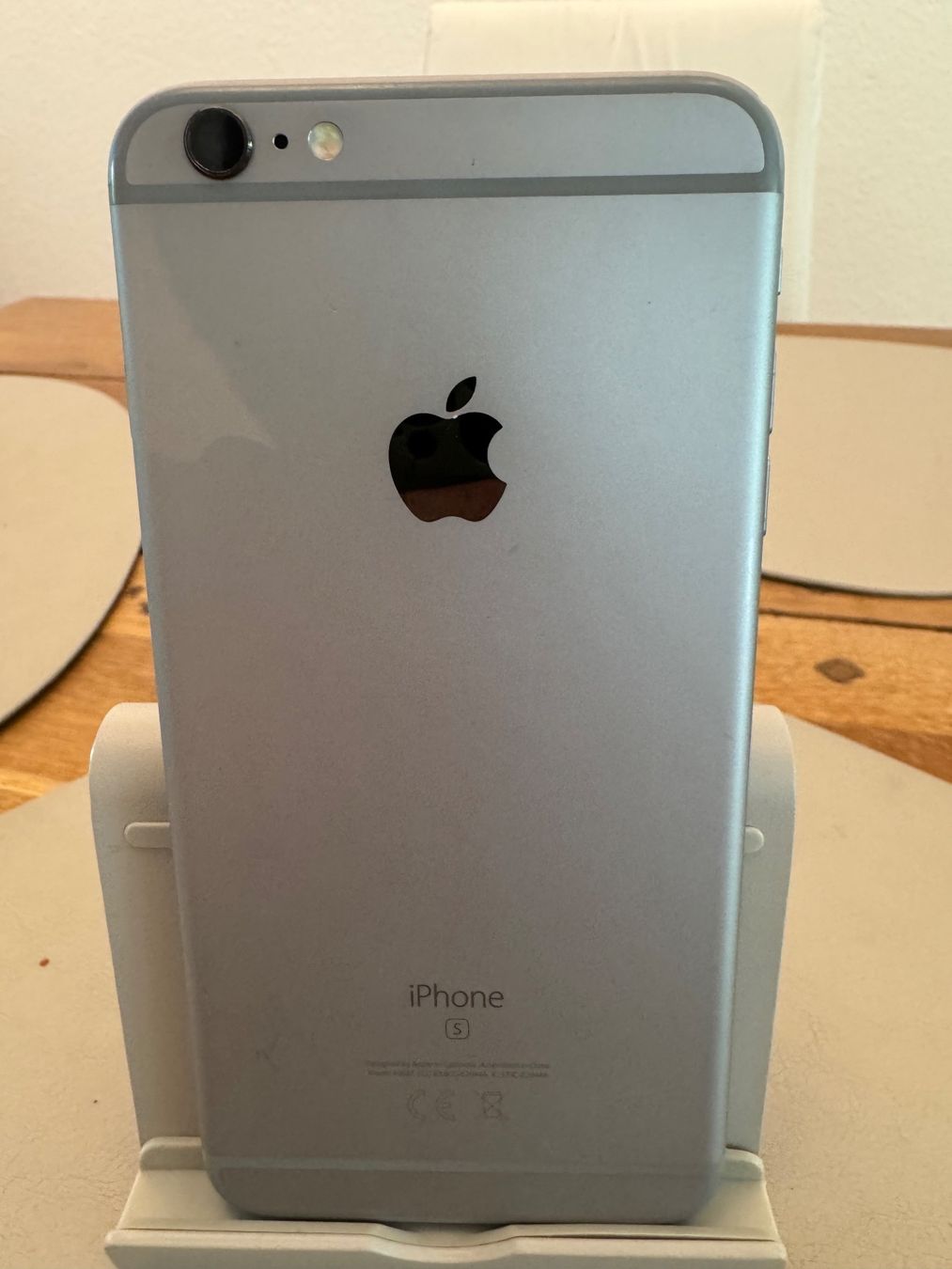 Apple Portables: iPhone 6s Plus 100% Akku Kapazität – D'occasion à Adliswil par Busys 3