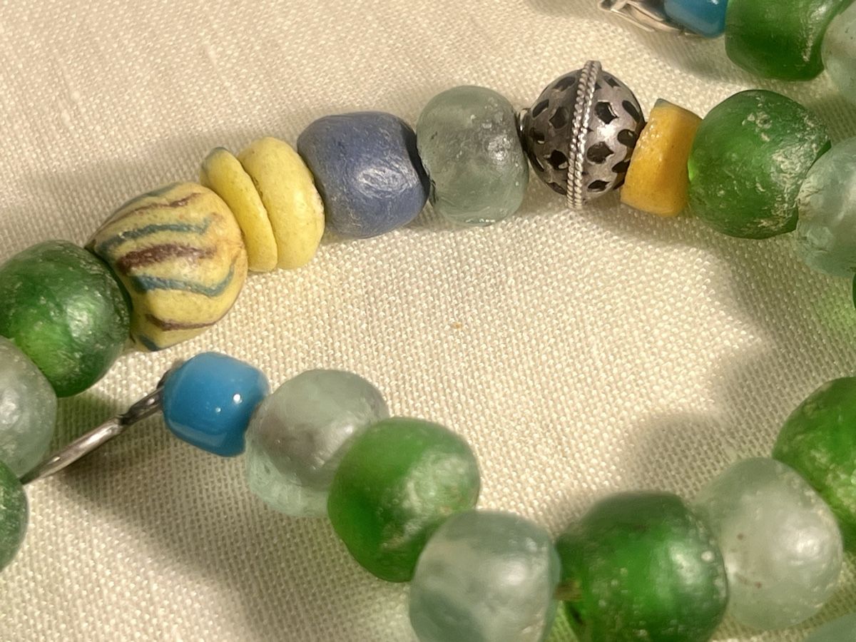 Catenine: Sublime Collier Perles Antiques d'Archéologie/Traite  – Usato da Genève venduto da DELIRBEADS 4